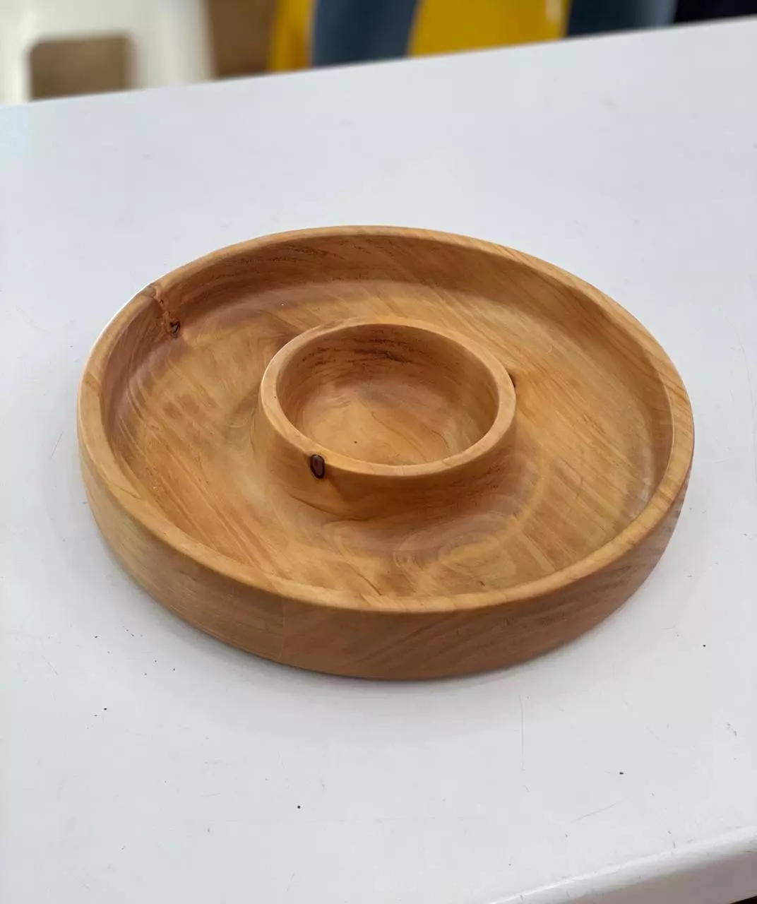اردو خوری سوسن مفیدی