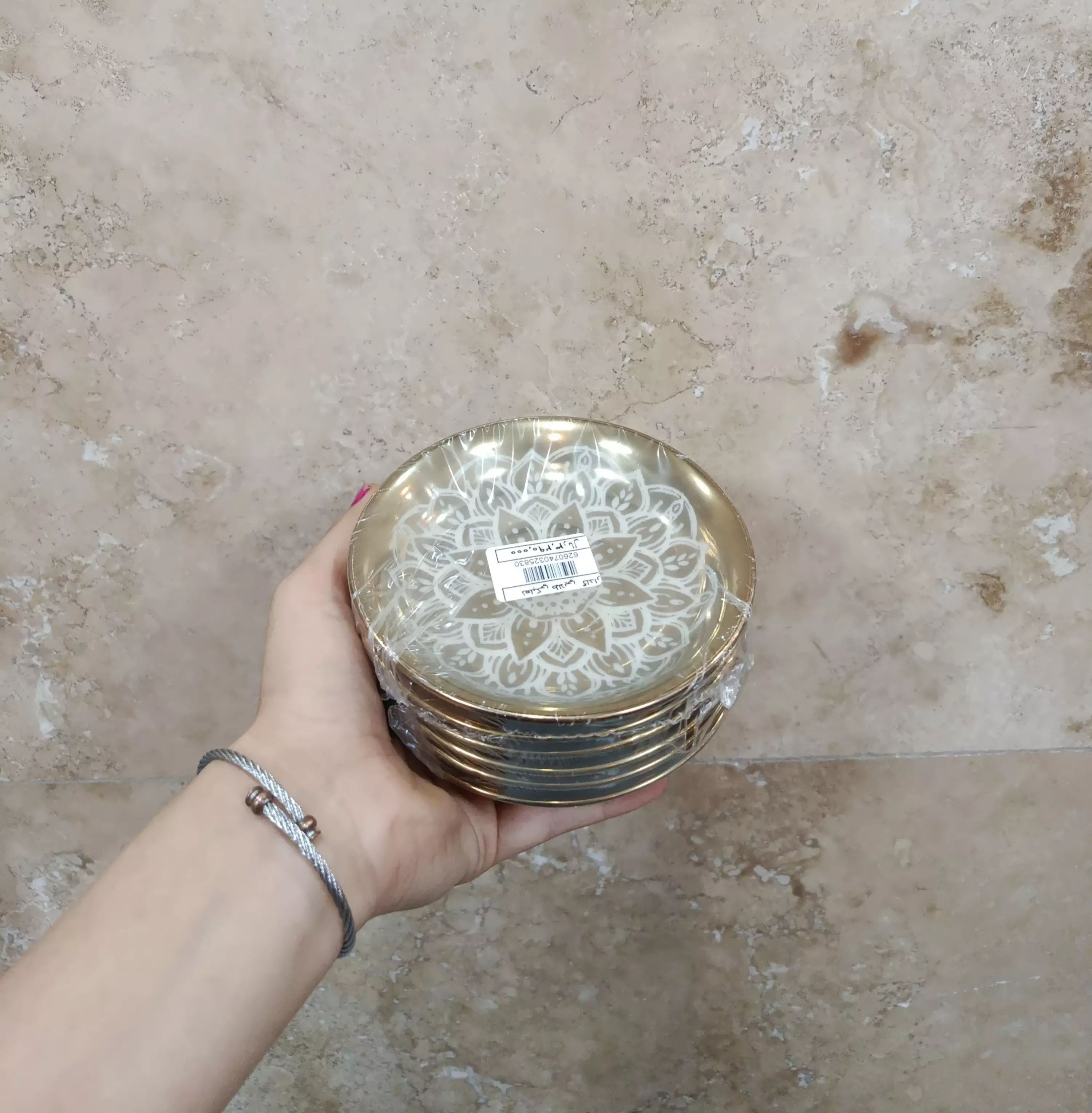 نعلبکی طلایی گلدار