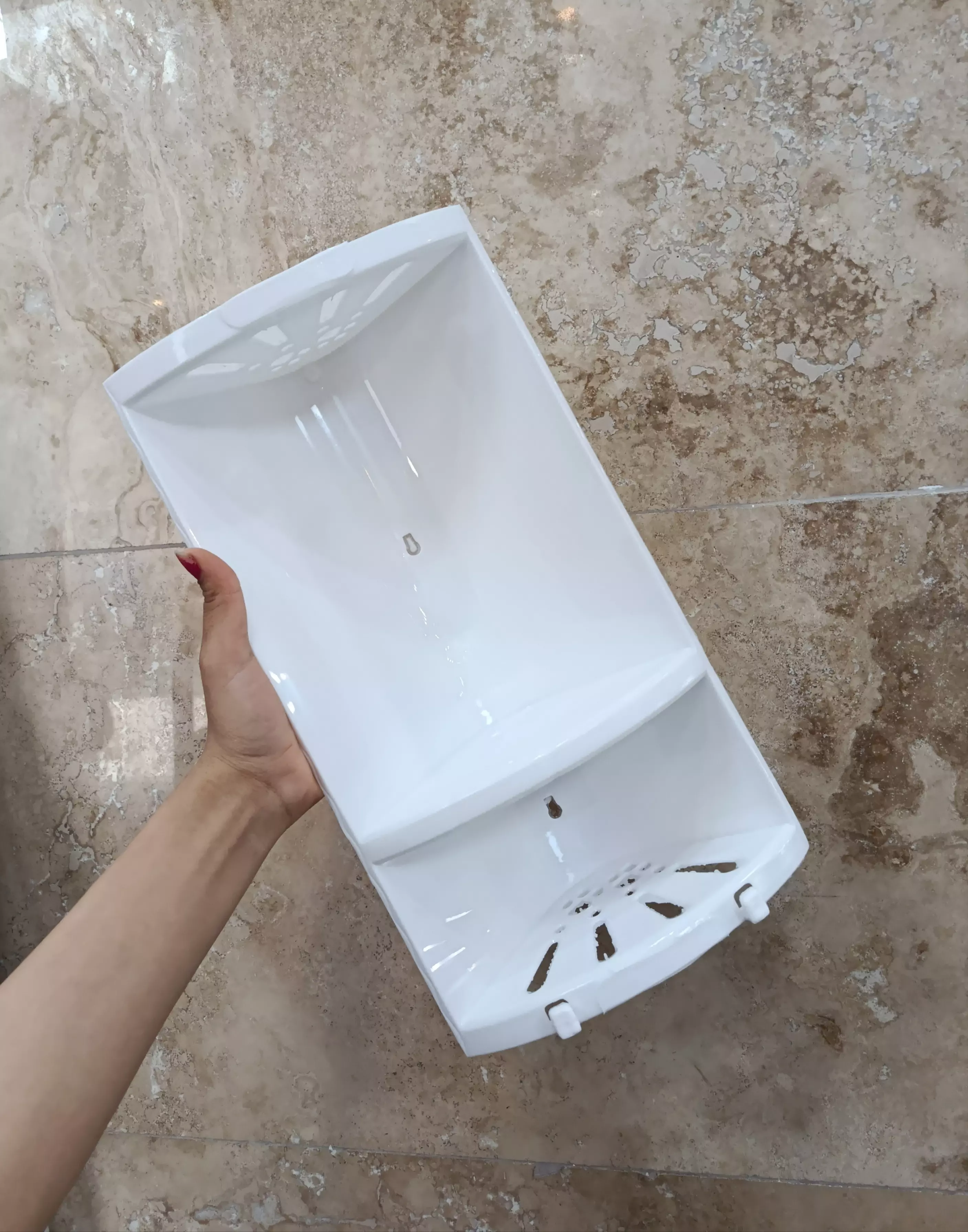 سه گوش حمام تایسز