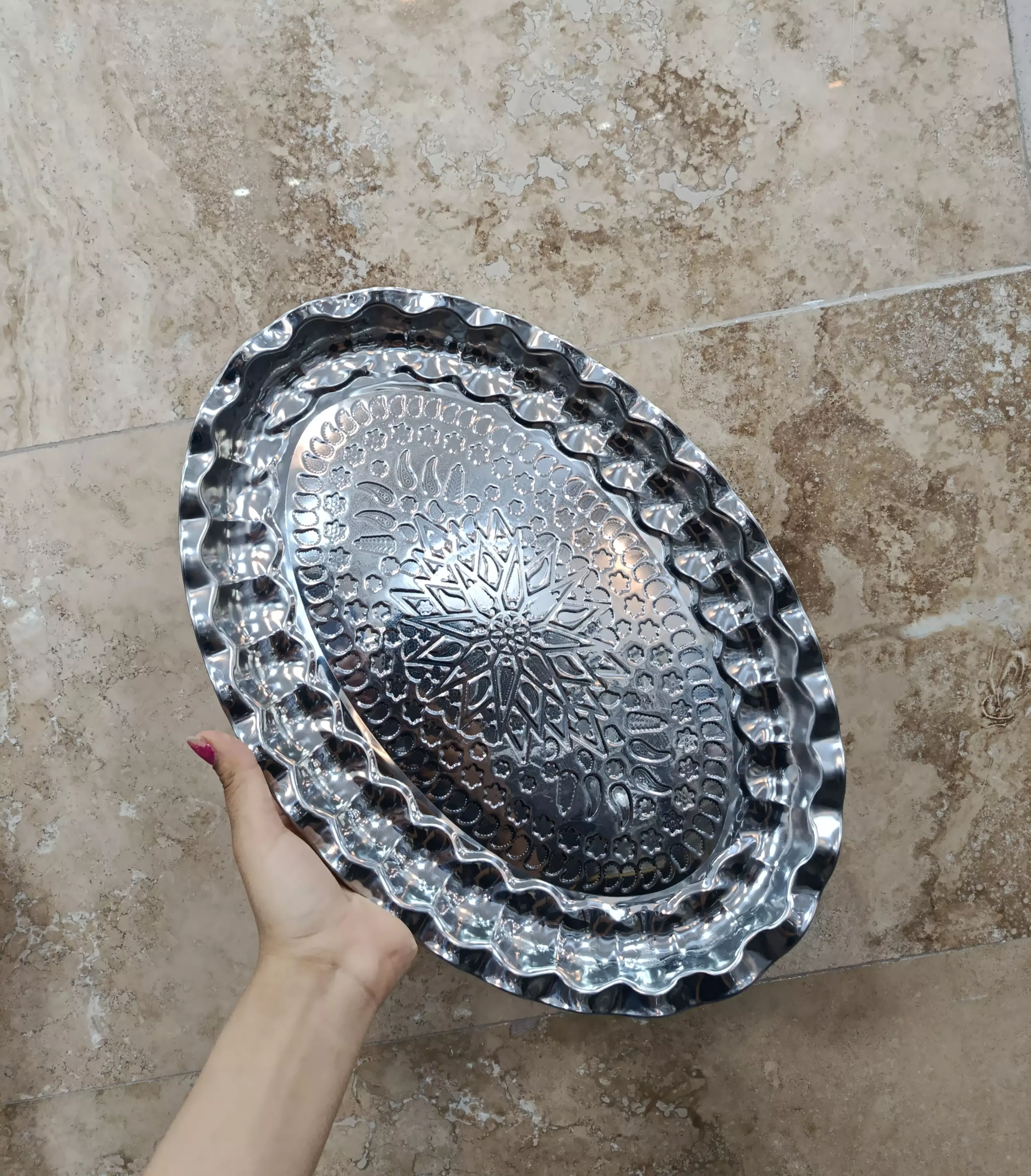 دیس بیضی استیل کنگره متوسط طرح دار
