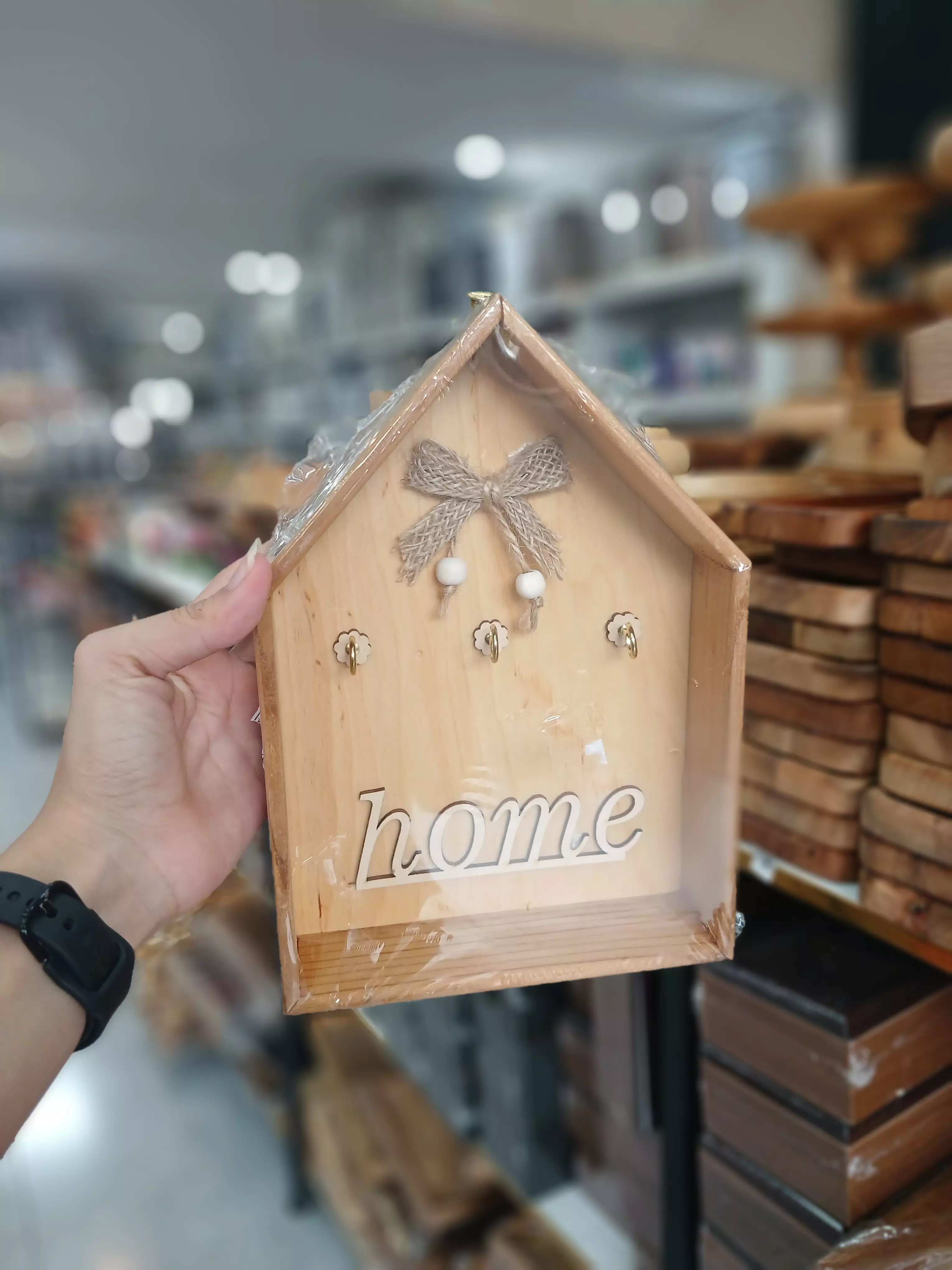 جا کلیدی کلبه چوبی کاراکو