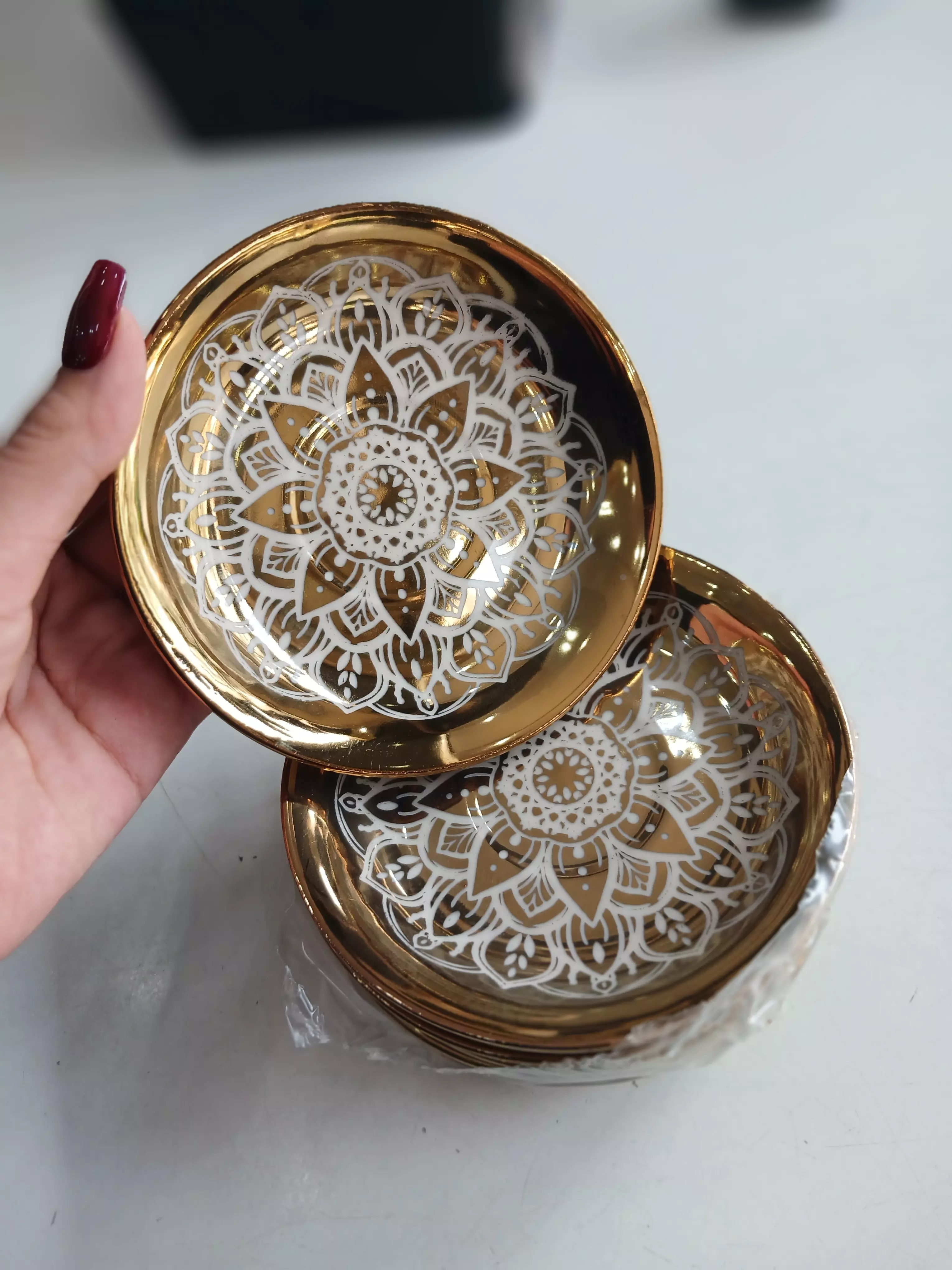 نعلبکی طلایی و نقره گلدار