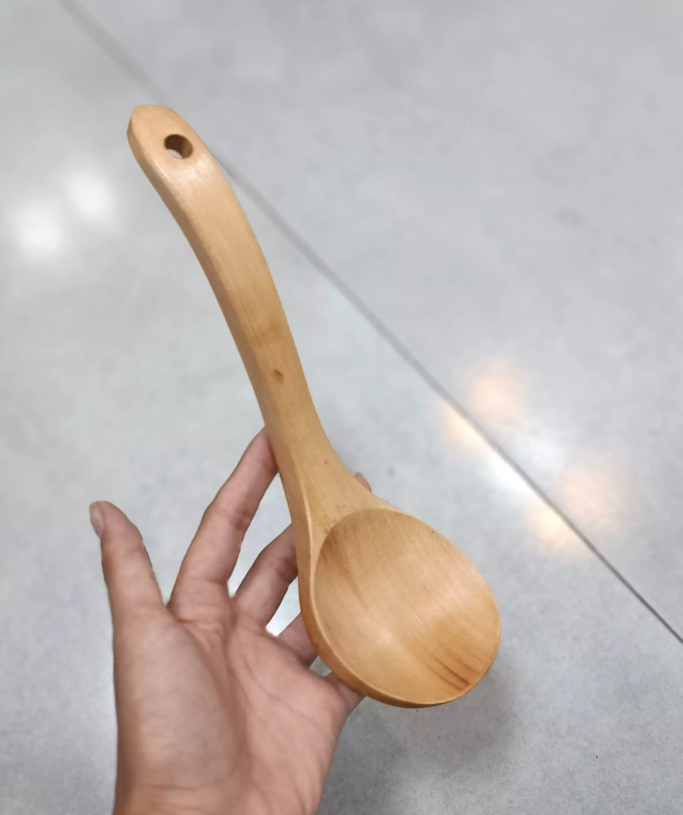 ملاقه متوسط چوبی