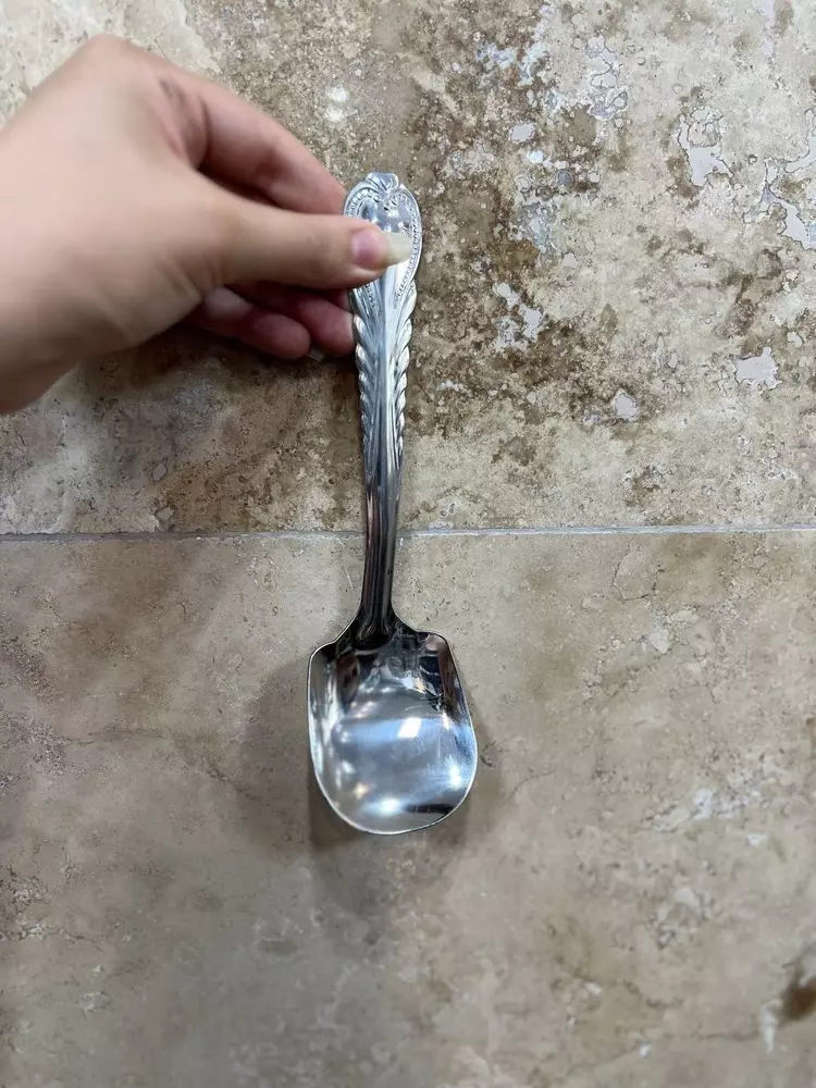 قاشق آجیل خوری 4 گوش کوچک حراجی