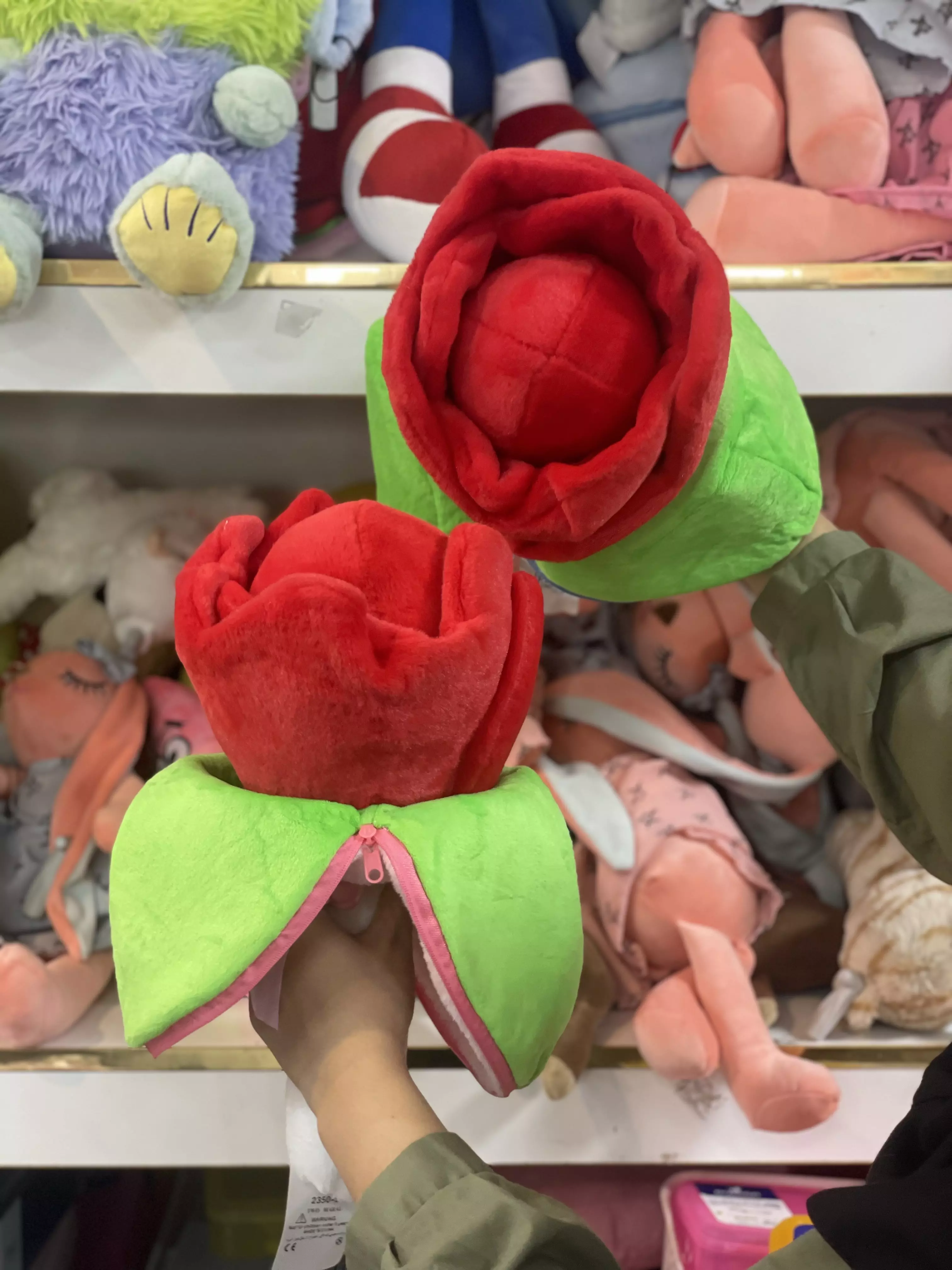عروسک گل رز سوپرایزی ۳۵سانتی