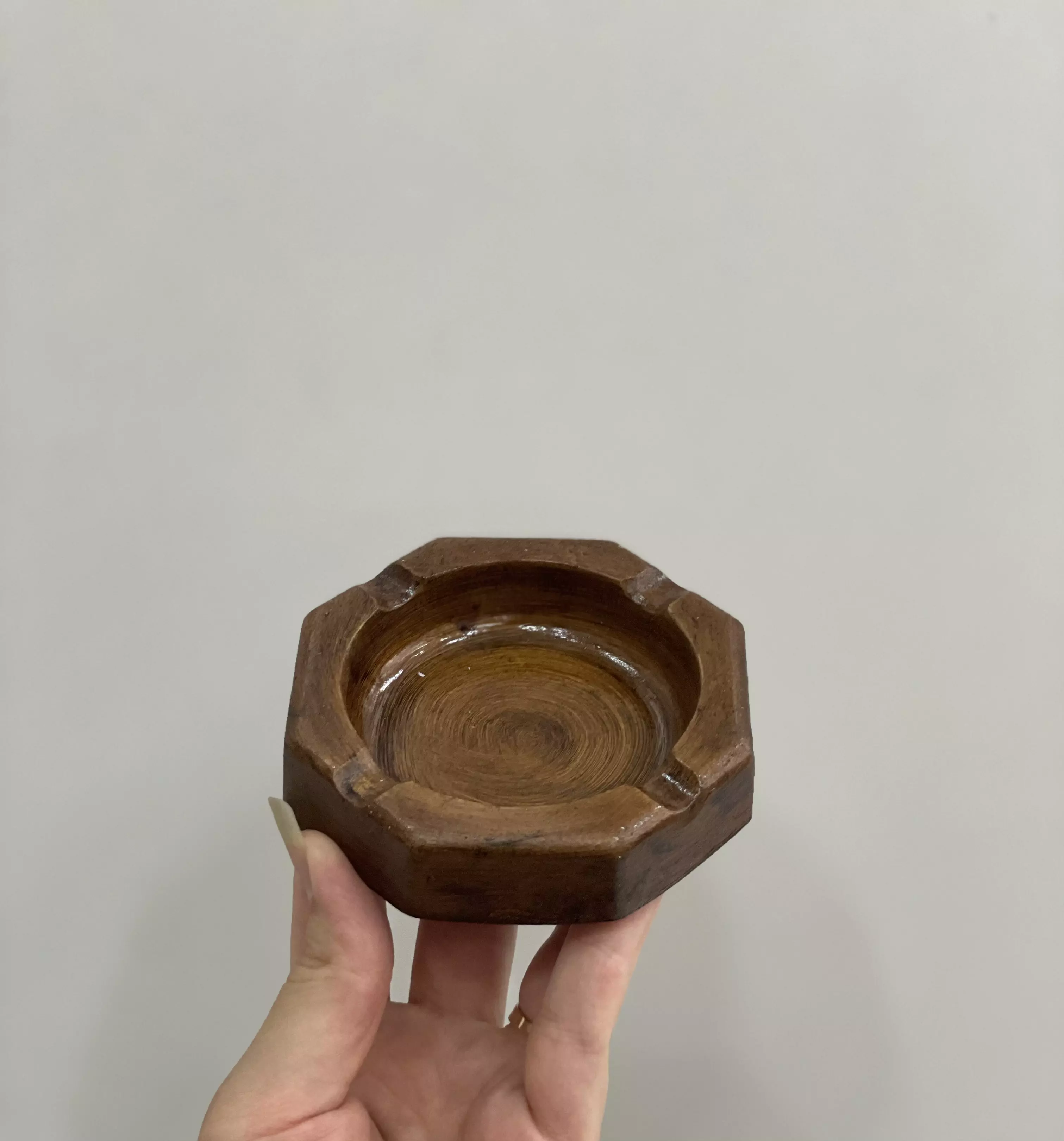 زیر سیگاری سنگی متوسط نظری