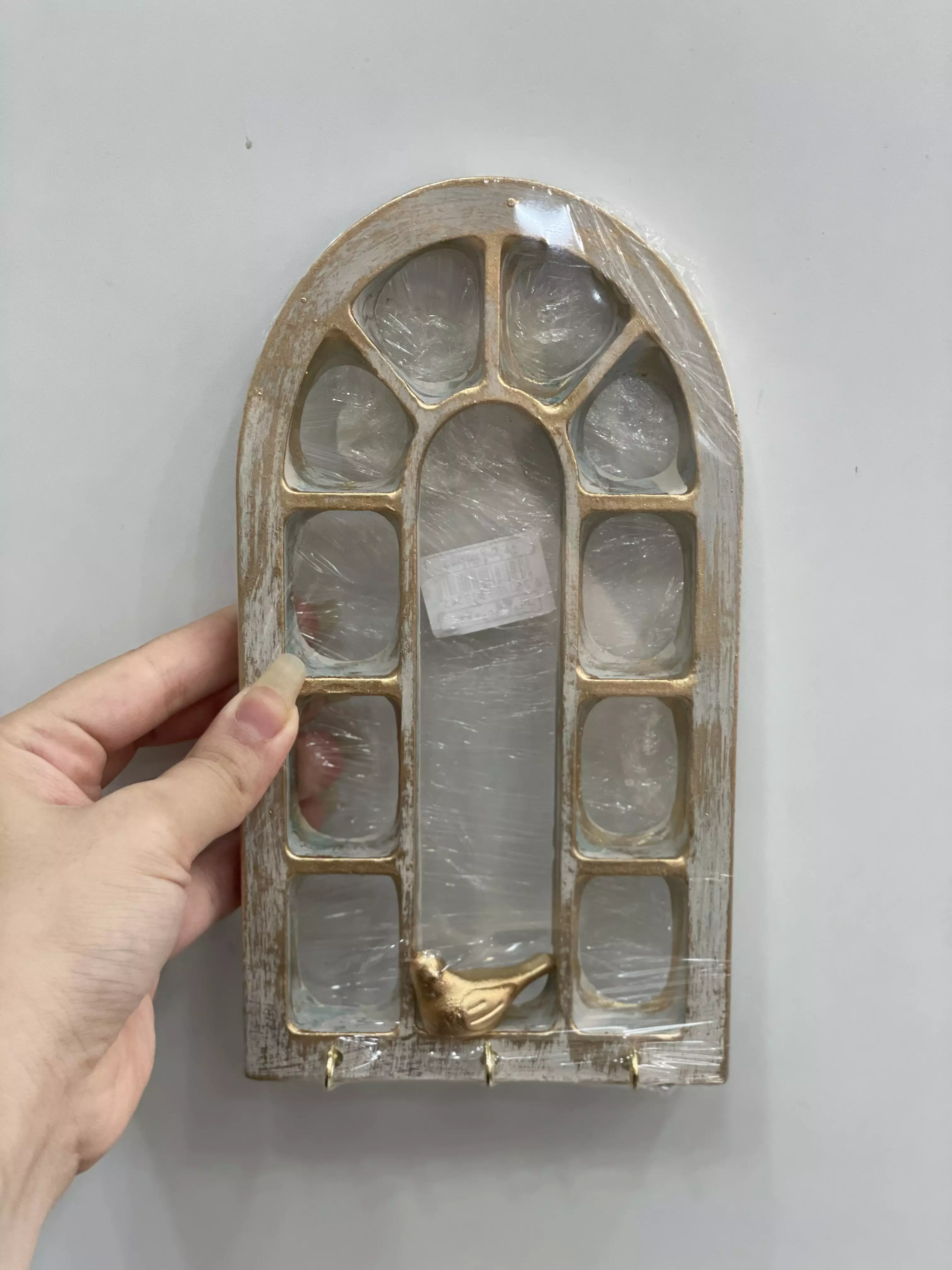 جا کلیدی پنجره ای سنگی نظری