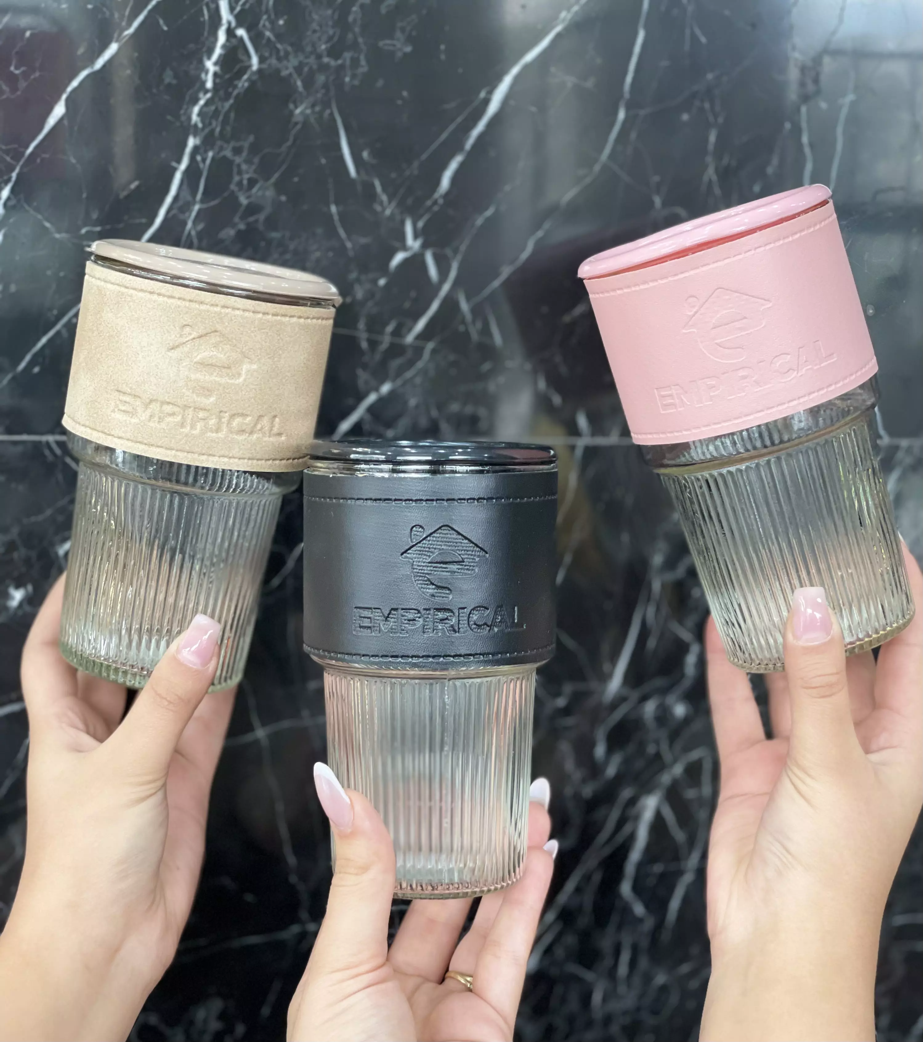 اسموتی اکوا چرمی