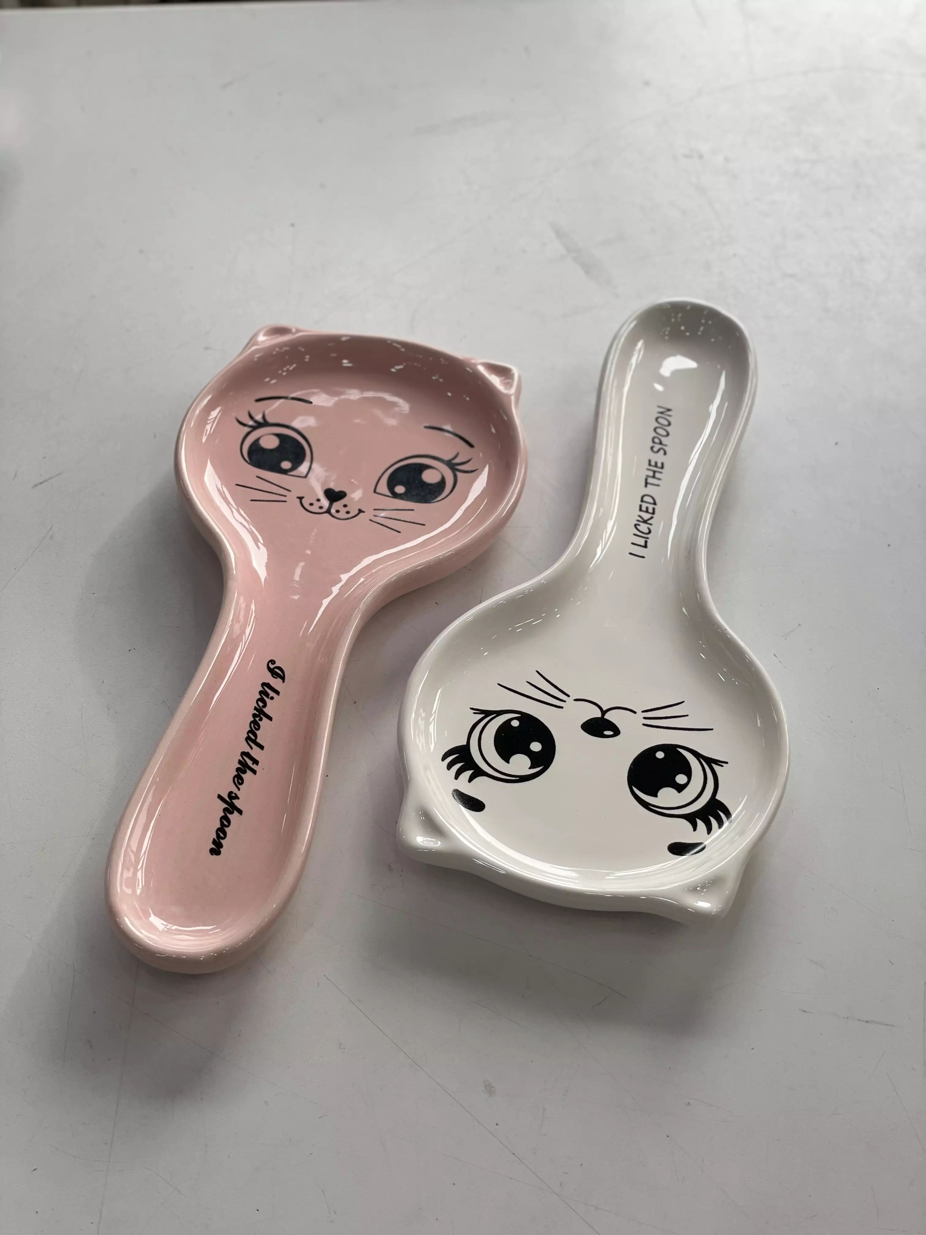 زیر قاشقی طرح گربه رحمانی