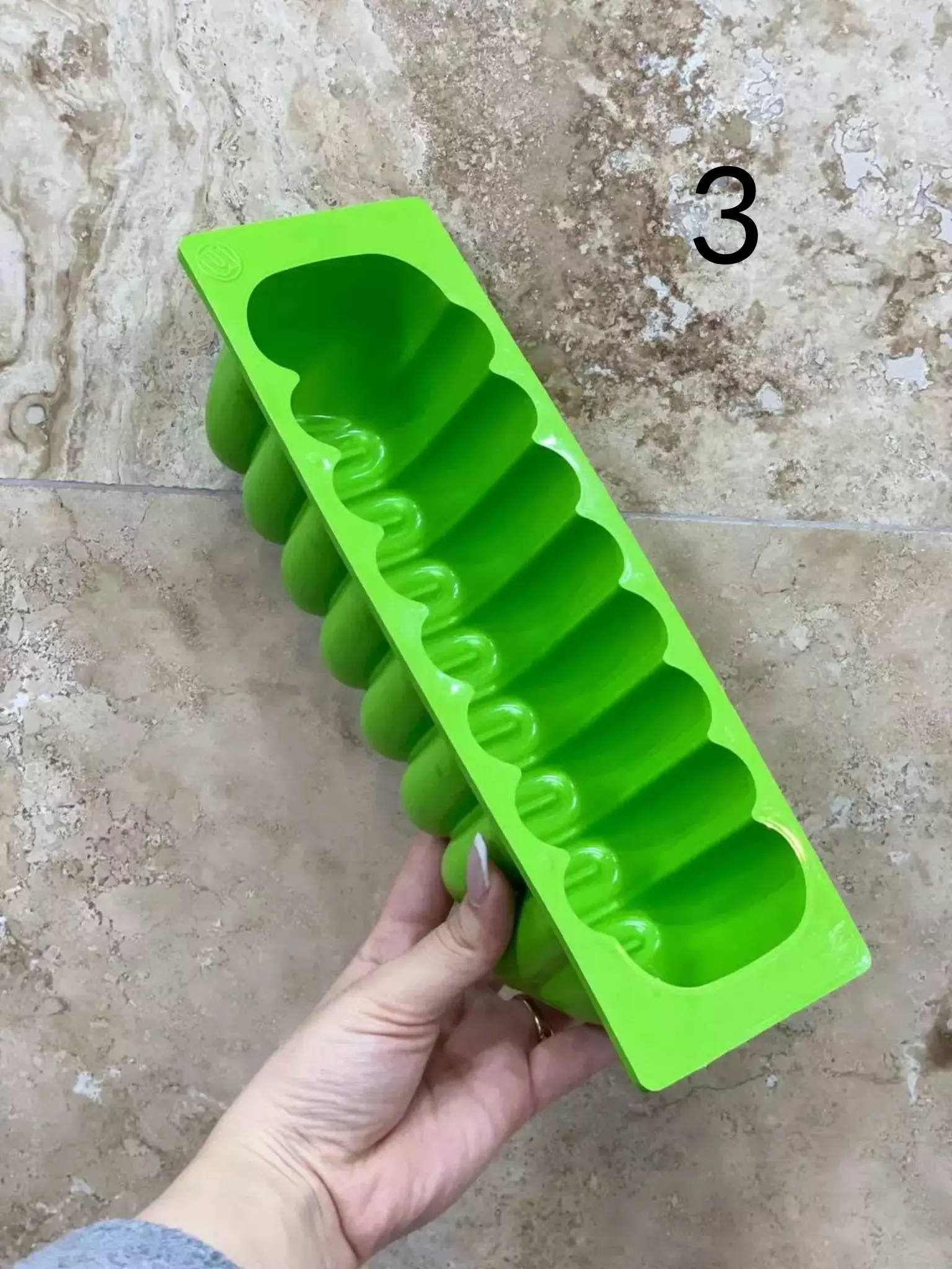 قالب ژله پلاستیکی