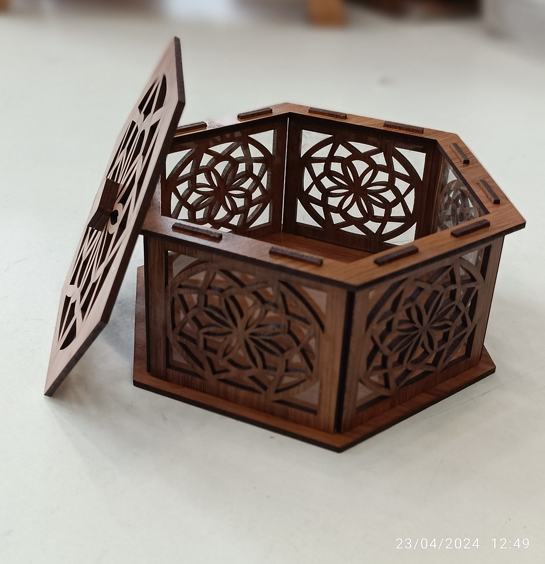 شکلات خوری چوبی 159