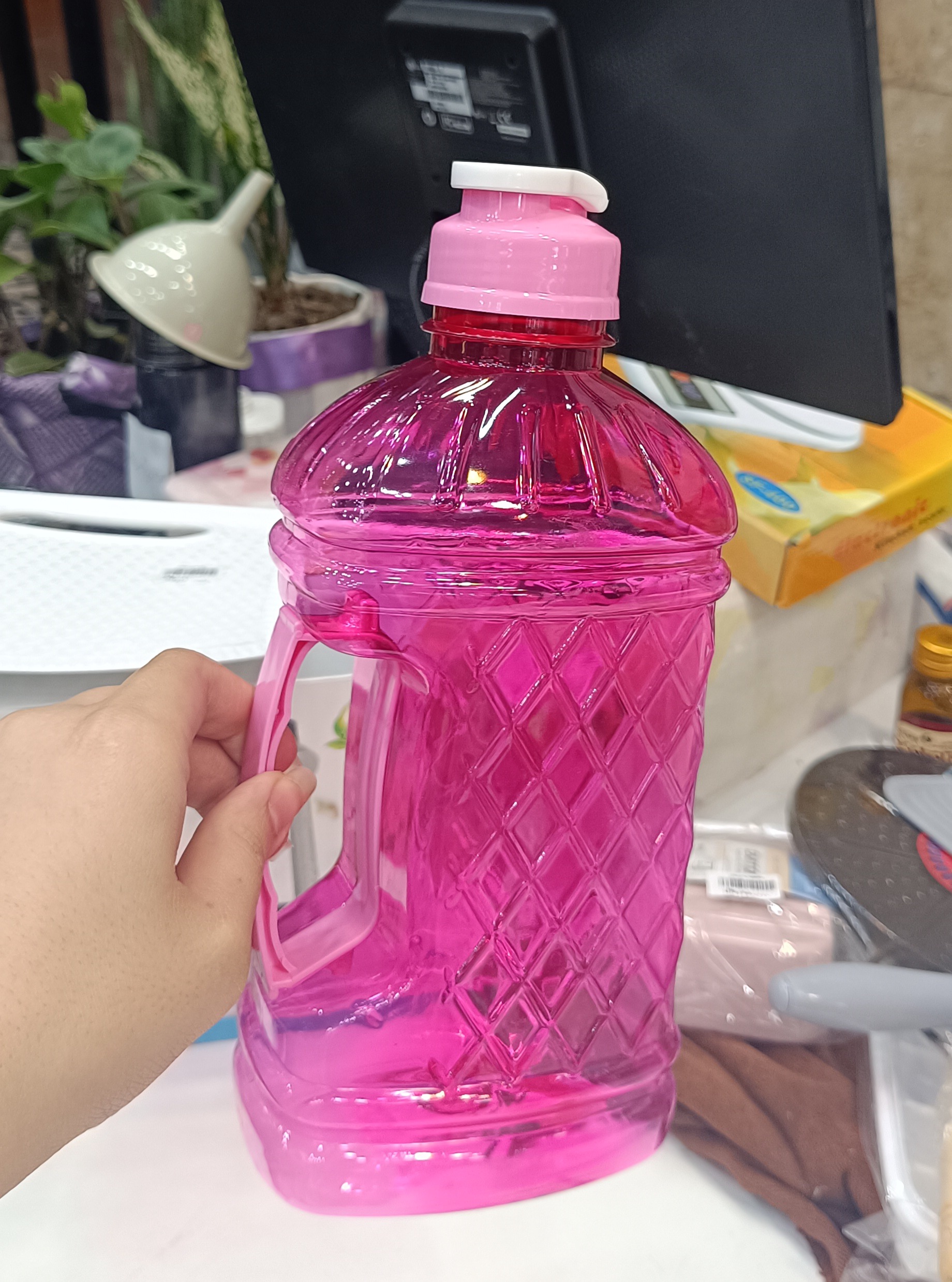 بطری دسته دار پرشین طرح آناناس
