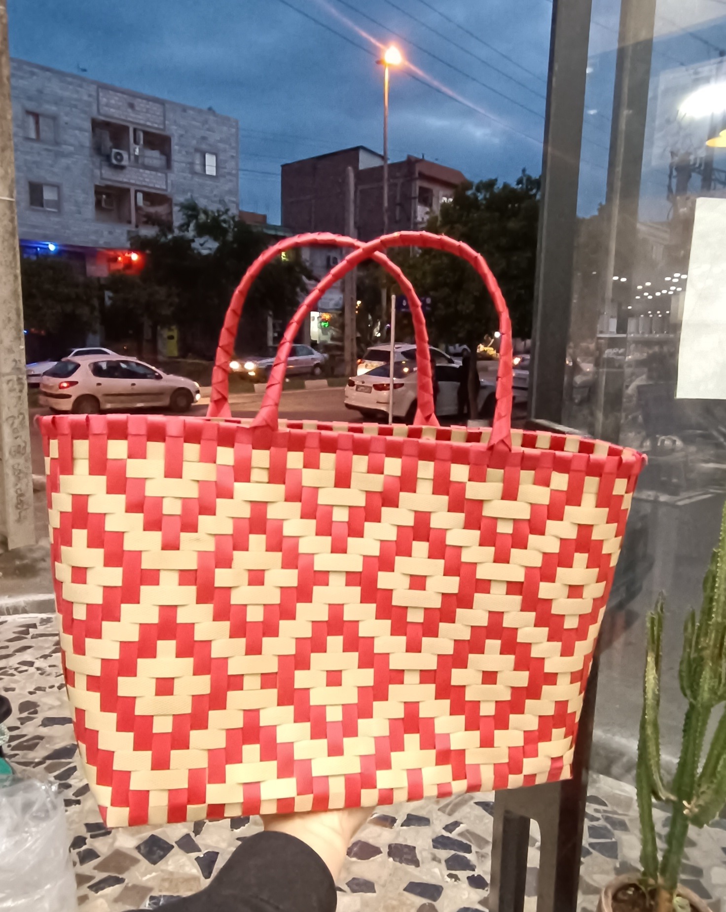 زنبیل حصیری بافت
