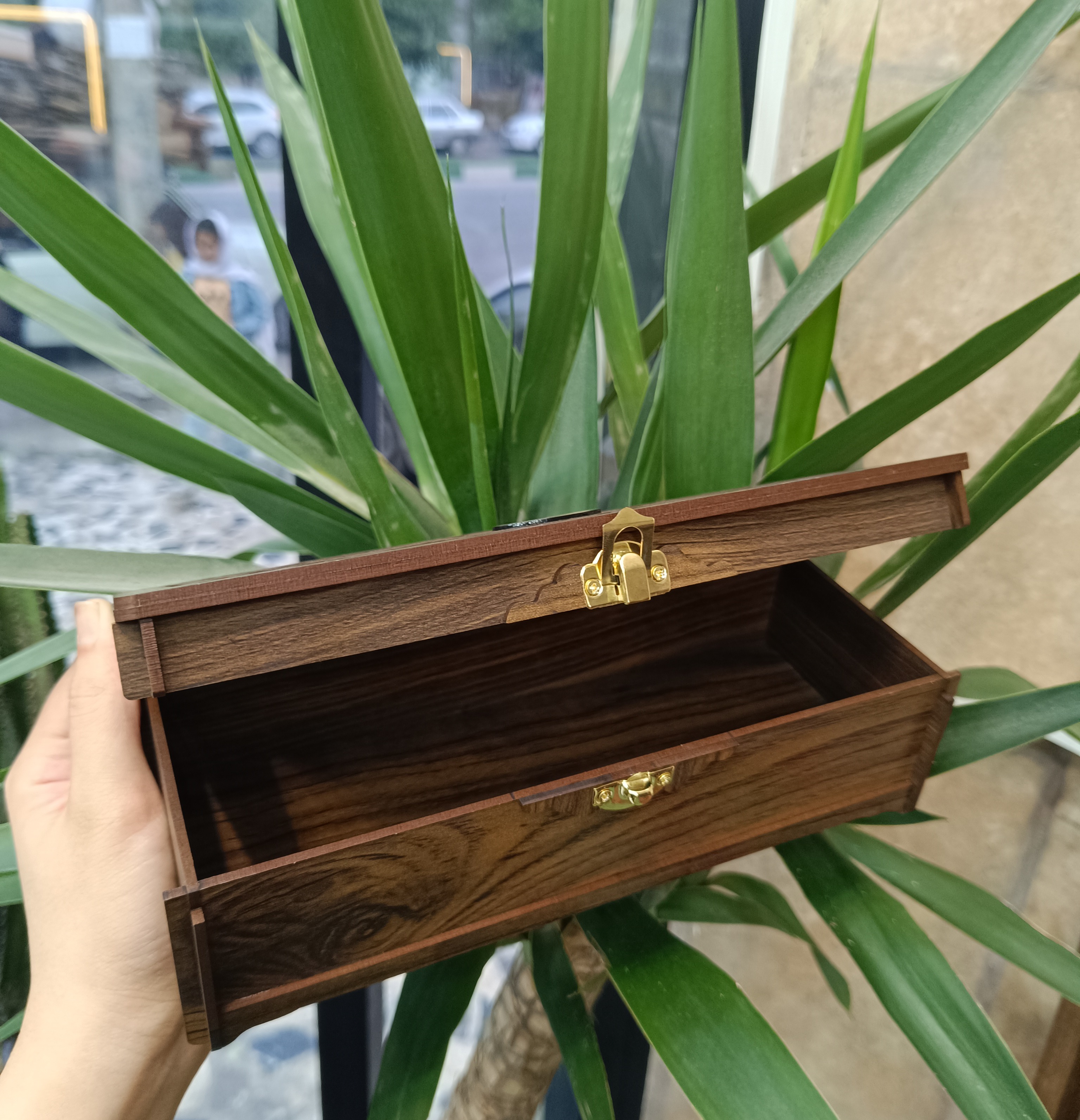 تیبگ جای کارد و چنگال سنتی