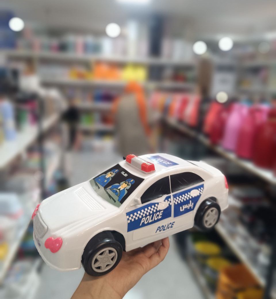 ماشین پلیس بزرگ