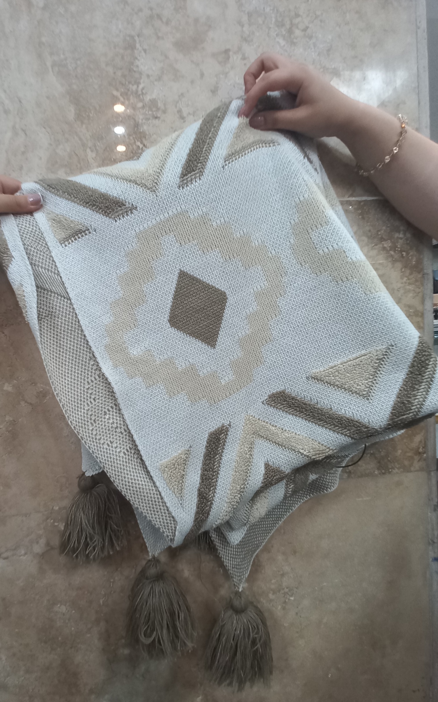 شال مبل